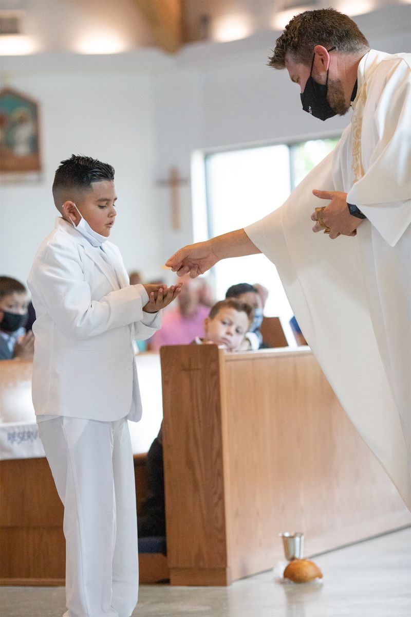 2021-05-01-first-communion-mass-0074.jpg