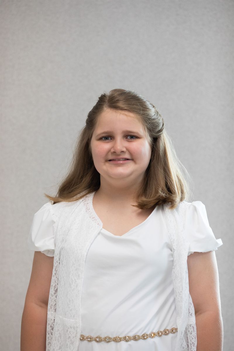 2021-05-01-first-communion-portraits-0005.jpg