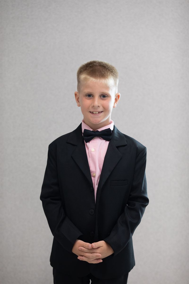 2021-05-01-first-communion-portraits-0016.jpg