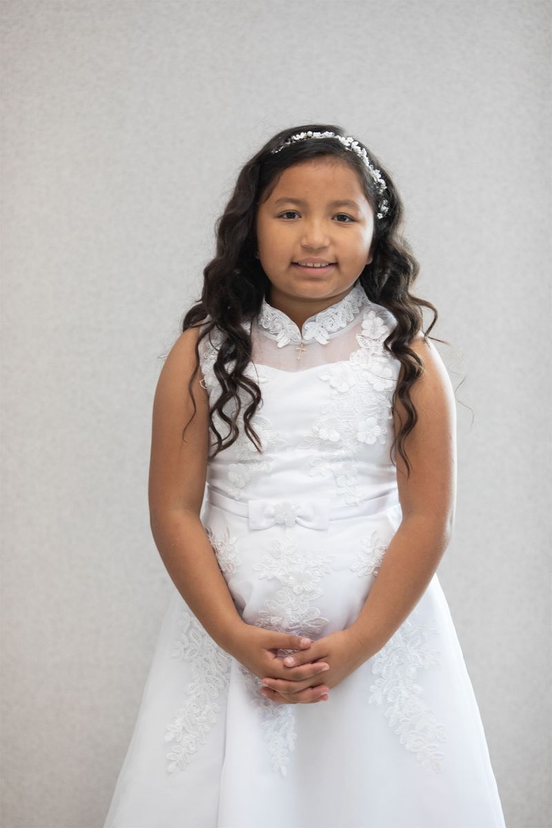 2021-05-01-first-communion-portraits-0030.jpg