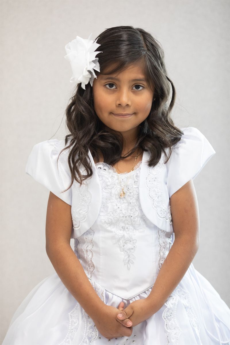 2021-05-01-first-communion-portraits-0051.jpg