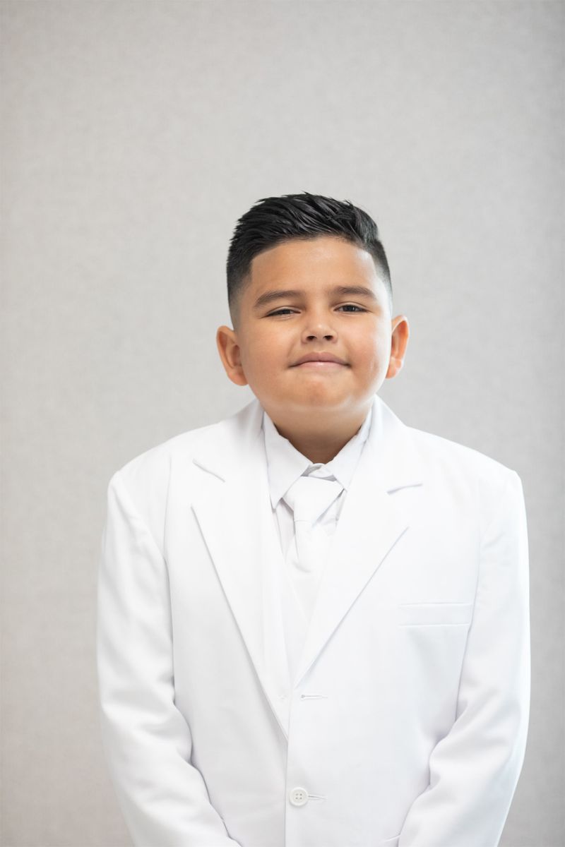 2021-05-01-first-communion-portraits-0053.jpg