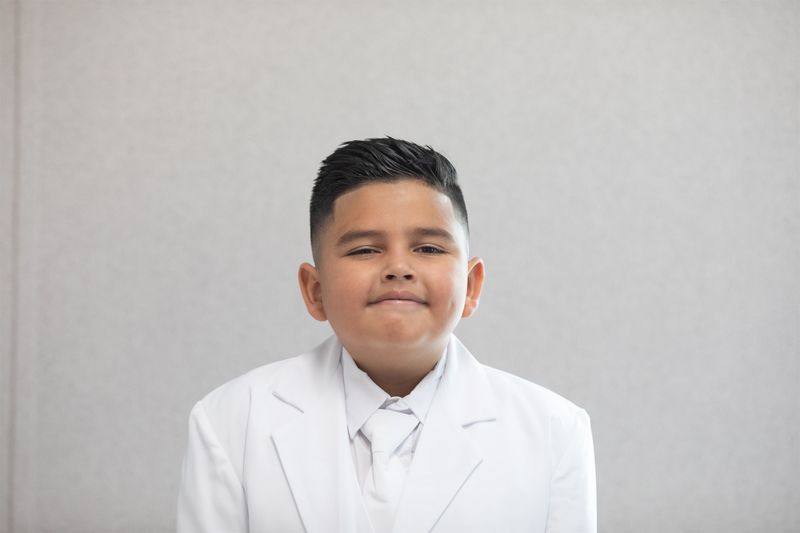 2021-05-01-first-communion-portraits-0054.jpg