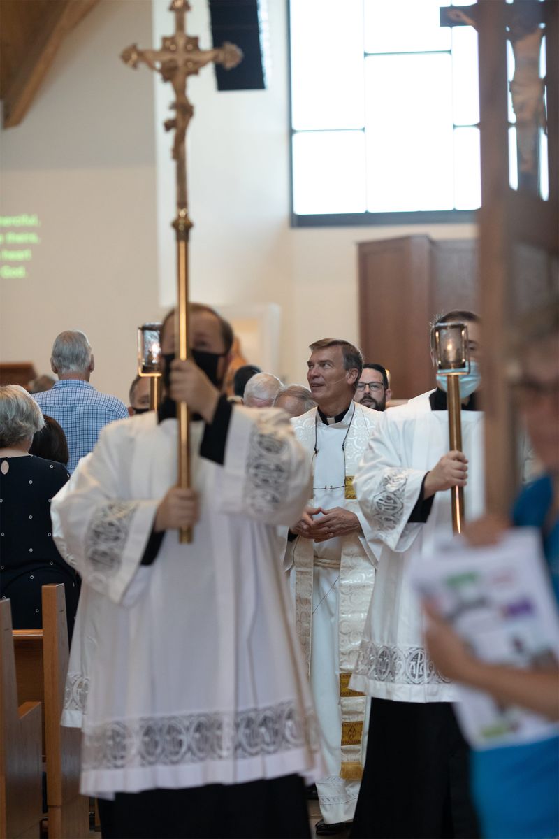 2021-06-06-fr-ray-first-mass-0323.jpg