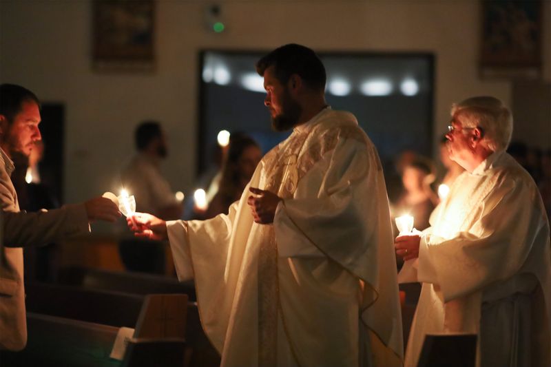 2022-04-16-easter-vigil-012.jpg