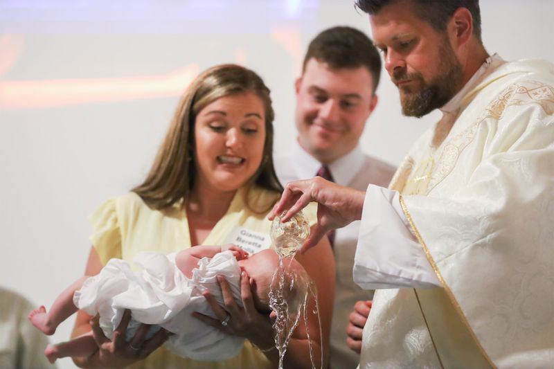2022-04-16-easter-vigil-042.jpg