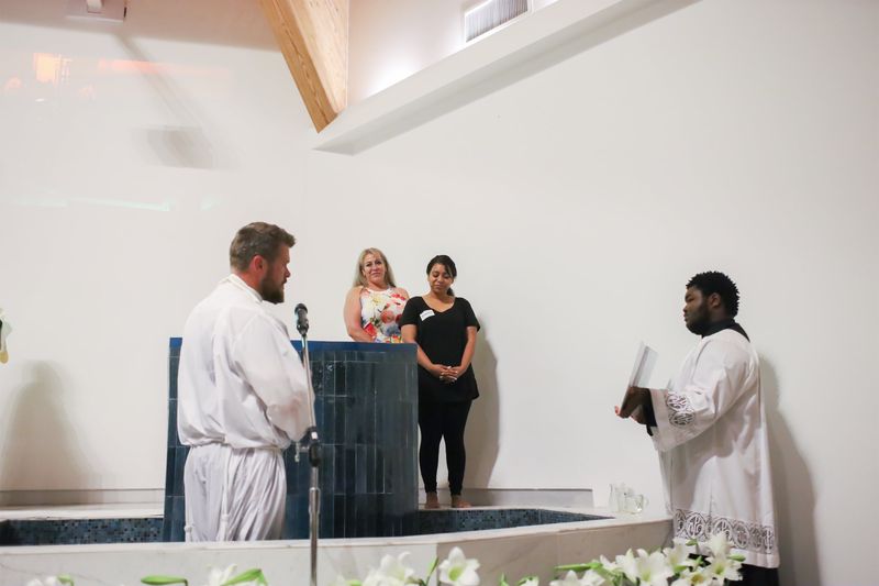 2022-04-16-easter-vigil-063.jpg