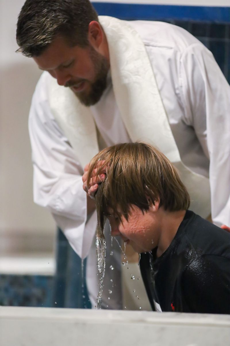 2022-04-16-easter-vigil-072.jpg