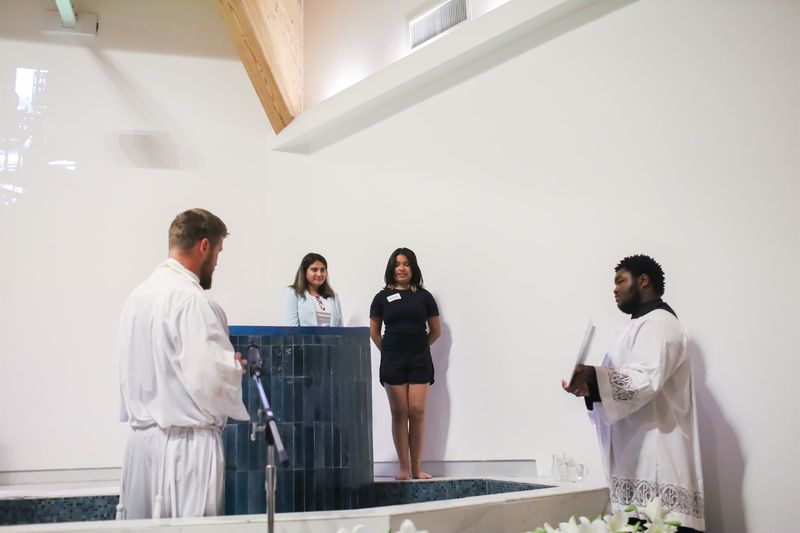 2022-04-16-easter-vigil-074.jpg