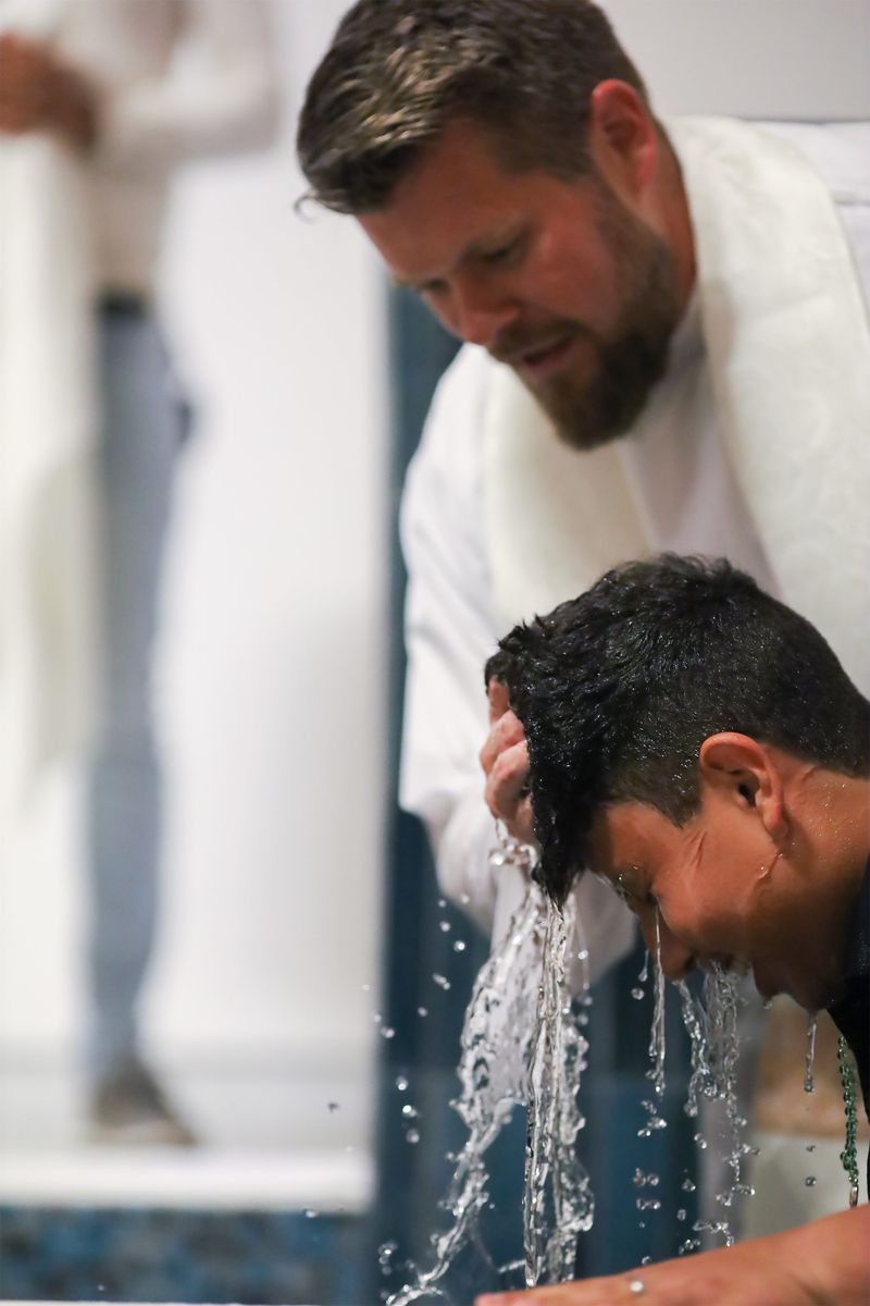 2022-04-16-easter-vigil-096.jpg