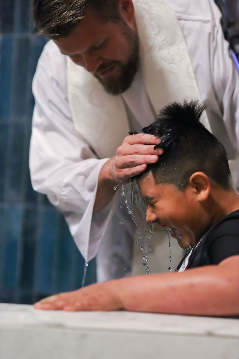 2022-04-16-easter-vigil-101.jpg