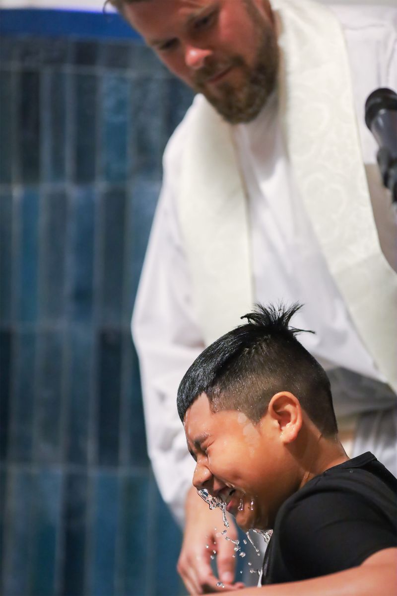 2022-04-16-easter-vigil-102.jpg