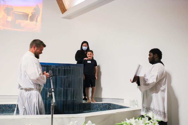 2022-04-16-easter-vigil-113.jpg