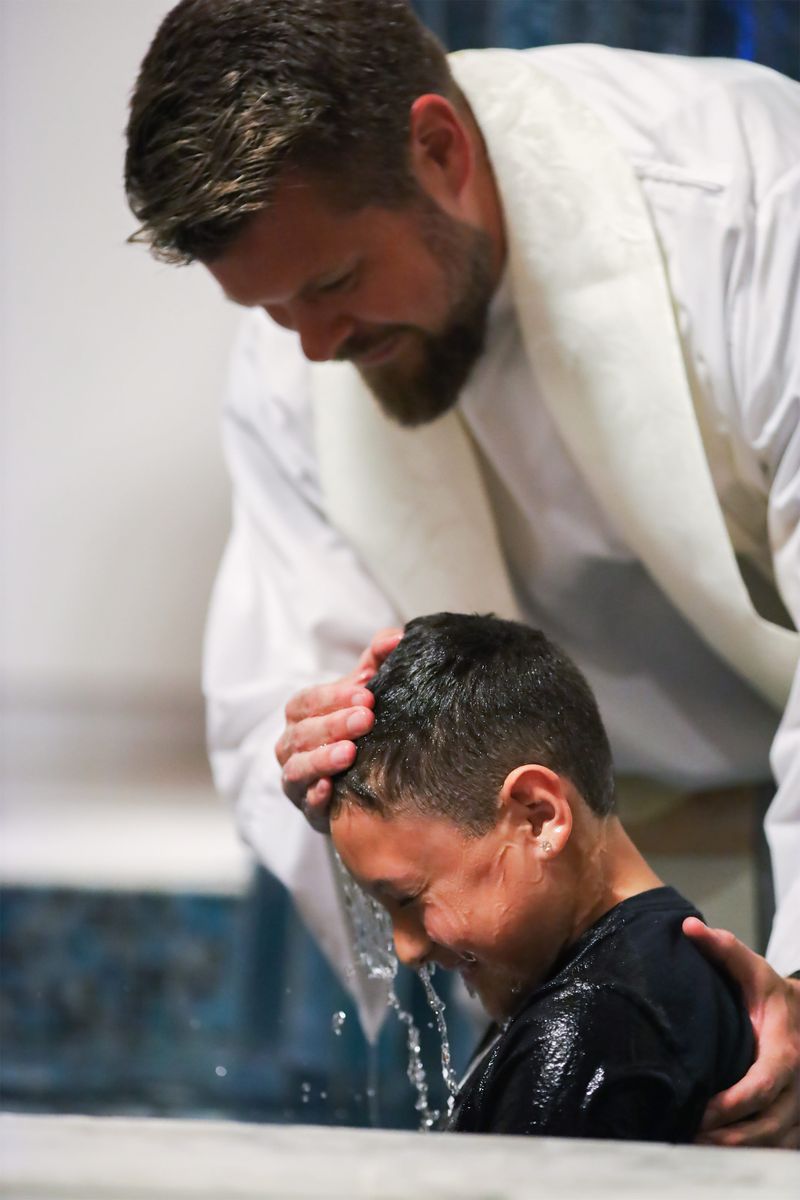 2022-04-16-easter-vigil-116.jpg