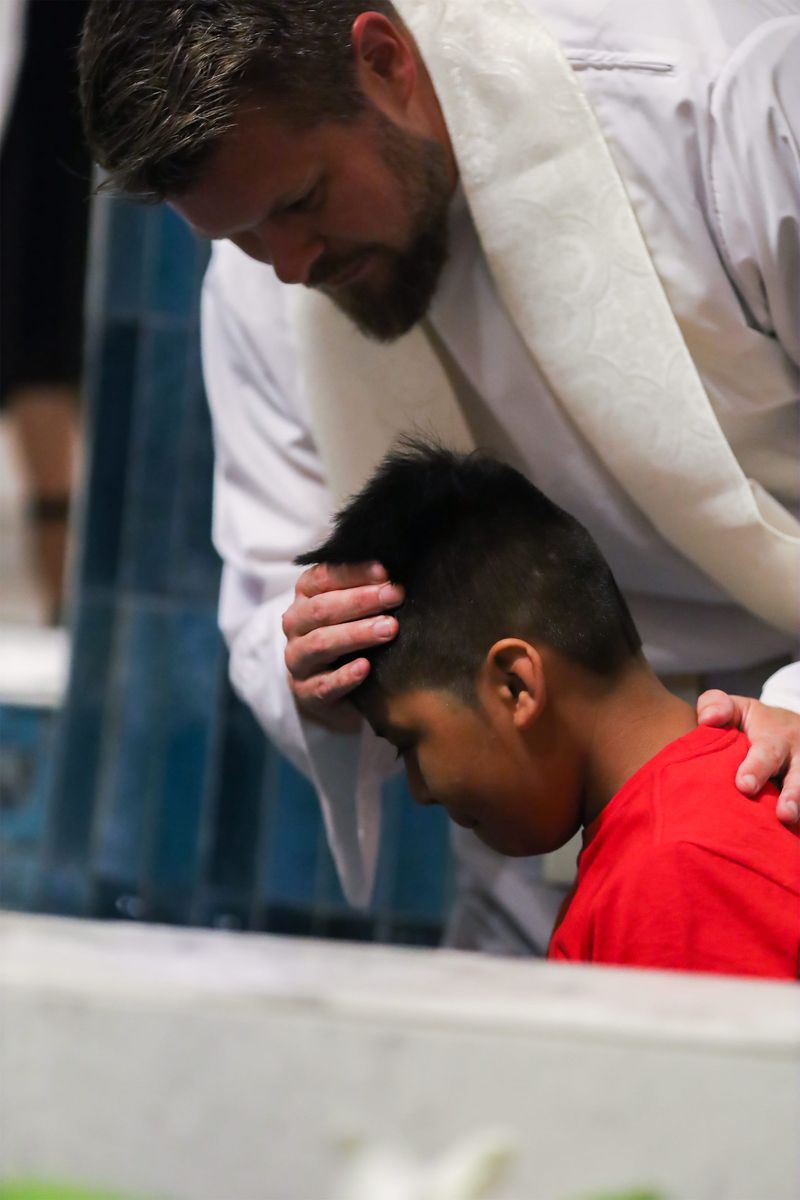 2022-04-16-easter-vigil-120.jpg