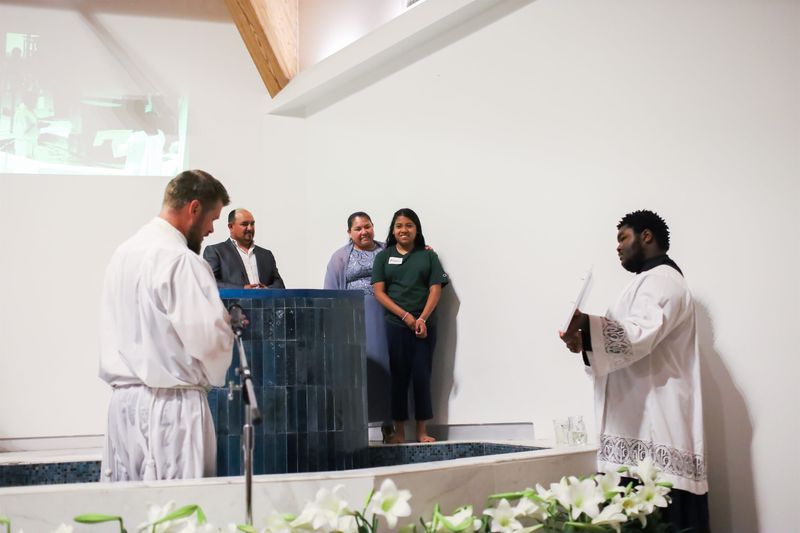 2022-04-16-easter-vigil-125.jpg