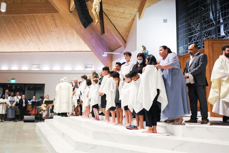 2022-04-16-easter-vigil-130.jpg