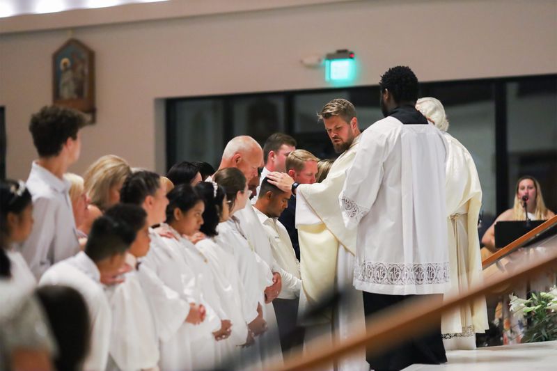 2022-04-16-easter-vigil-150.jpg