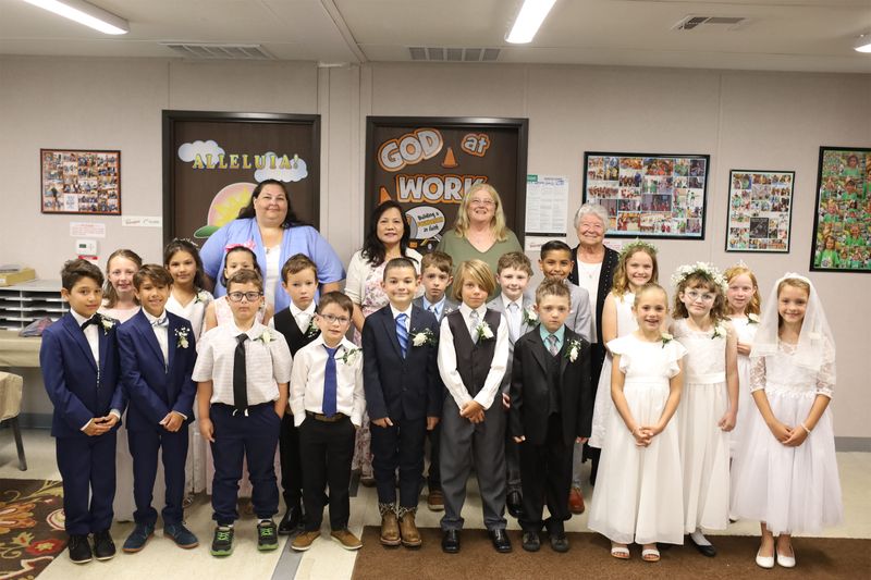 2022-04-23-first-communion-mass-029.jpg