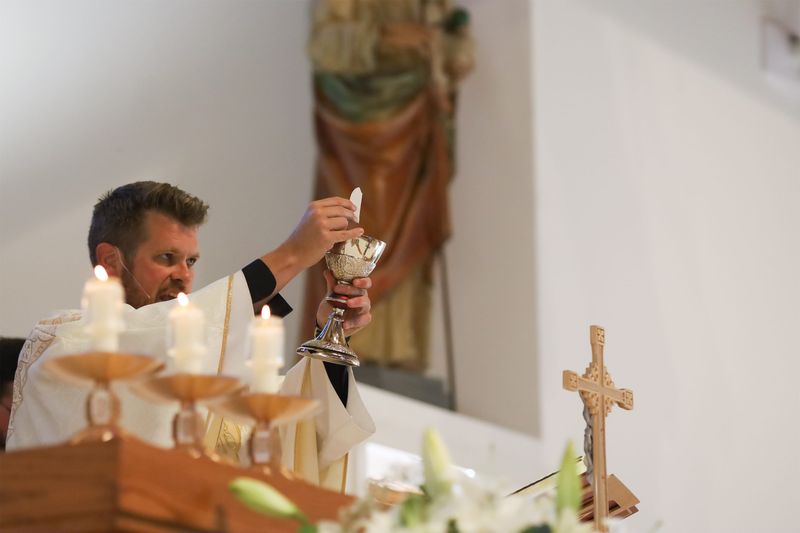 2022-04-23-first-communion-mass-069.jpg
