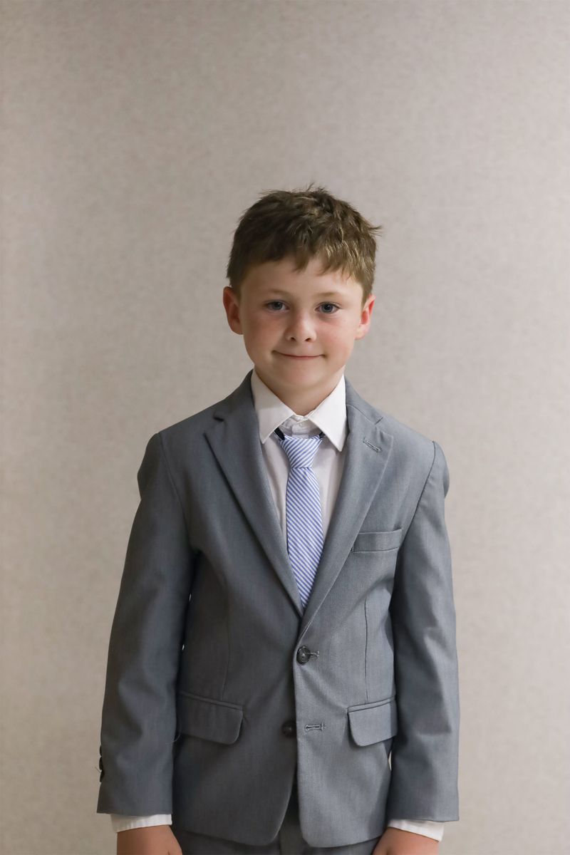 2022-04-23-first-communion-portraits-001.jpg