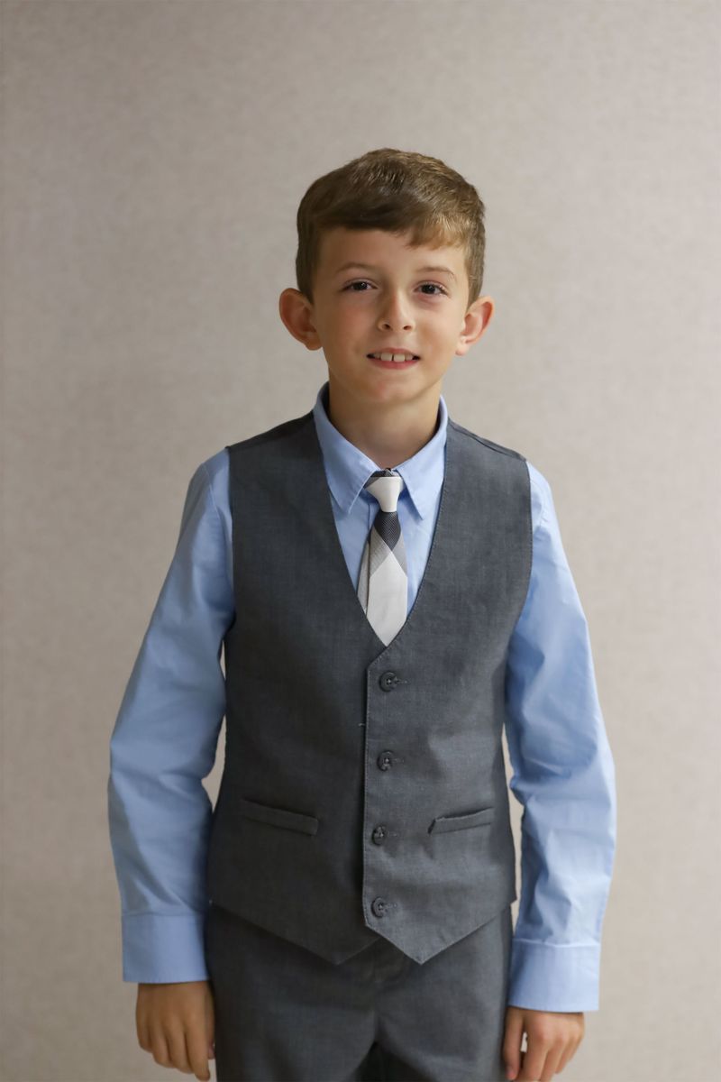 2022-04-23-first-communion-portraits-004.jpg
