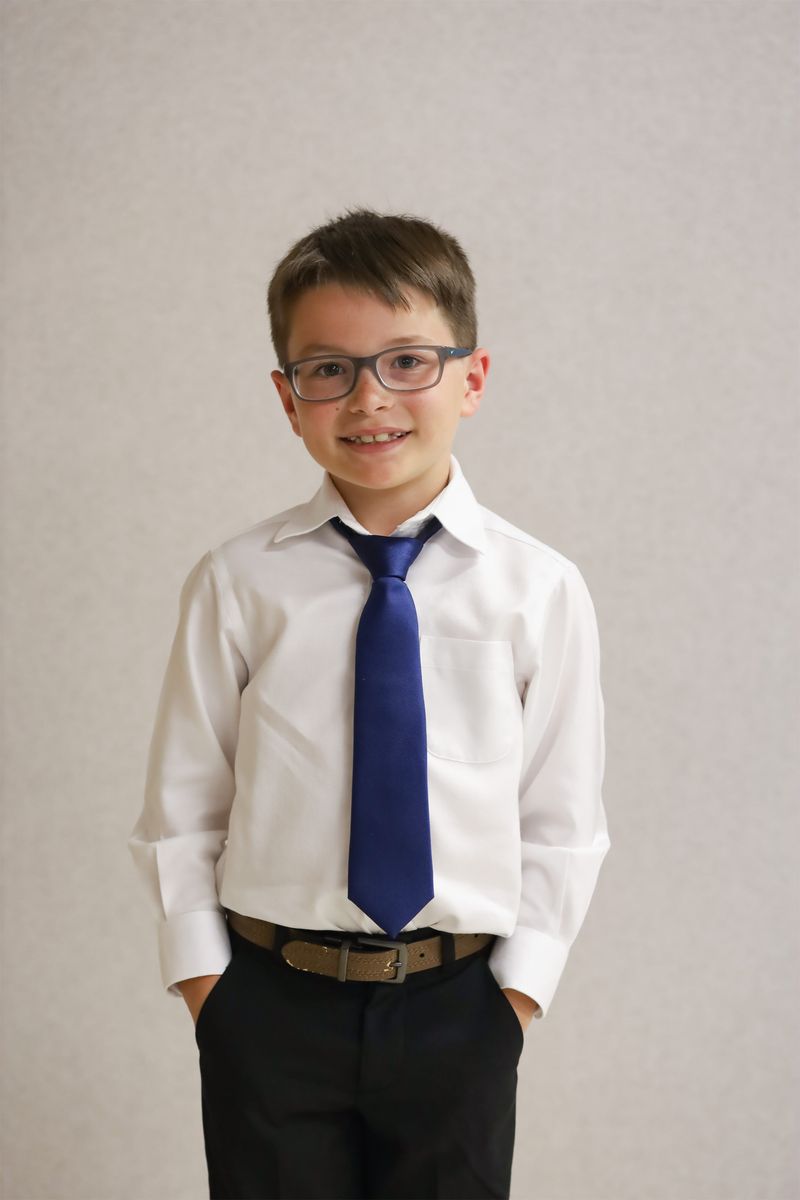 2022-04-23-first-communion-portraits-006.jpg