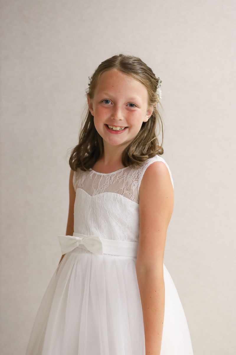 2022-04-23-first-communion-portraits-010.jpg