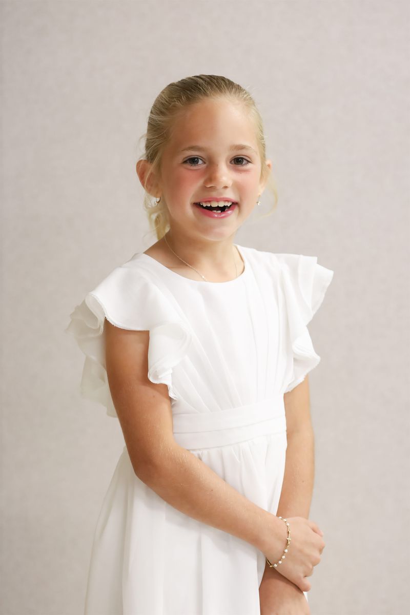 2022-04-23-first-communion-portraits-011.jpg
