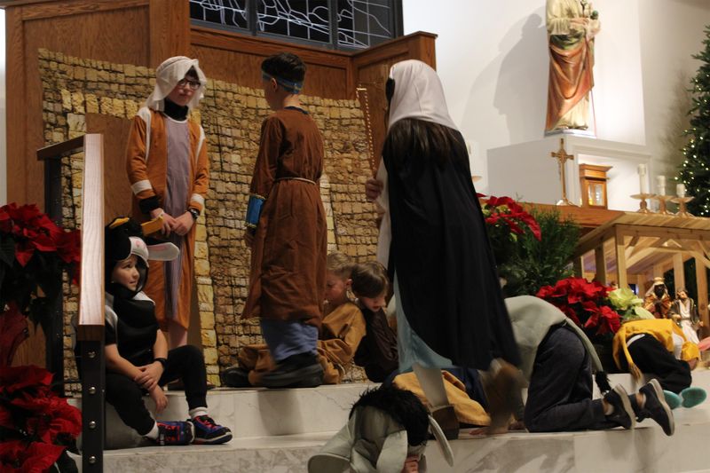 2022-12-24-nativity-play-0026.jpg
