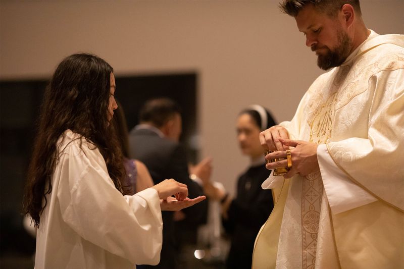 2023-04-08-easter-vigil-014.jpg