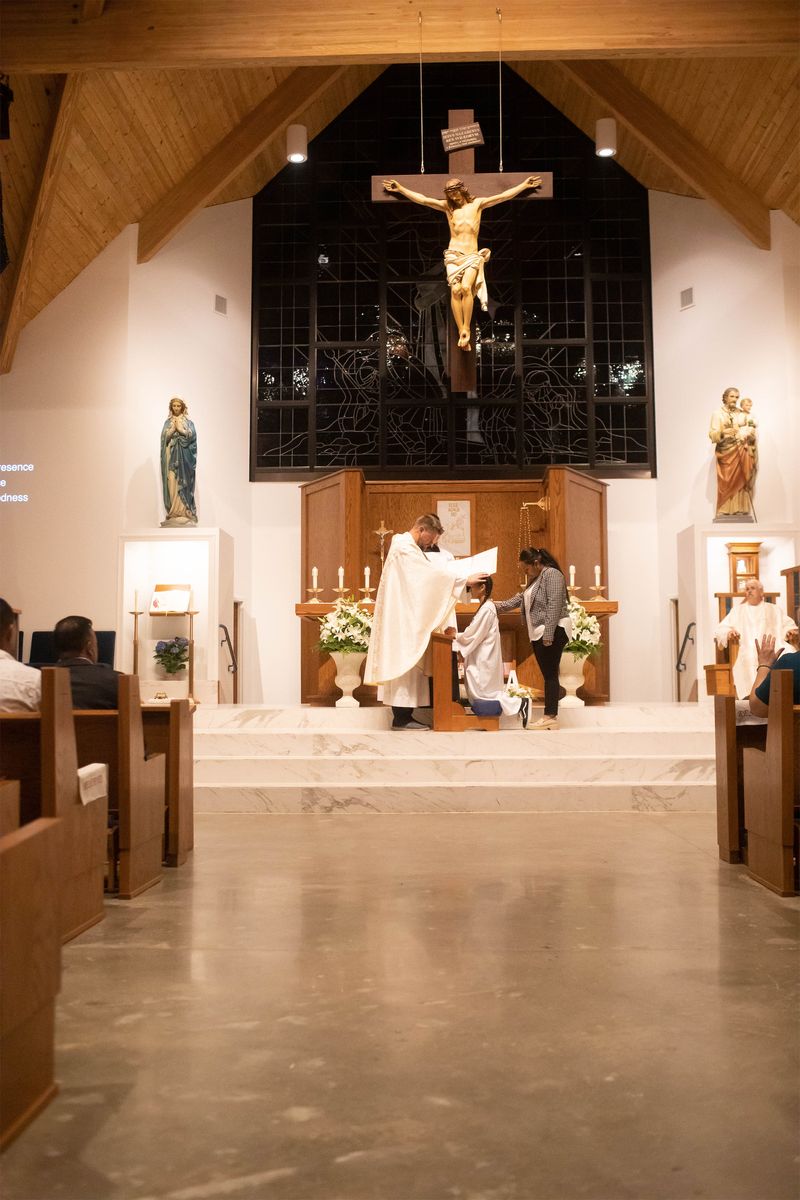 2023-04-08-easter-vigil-025.jpg