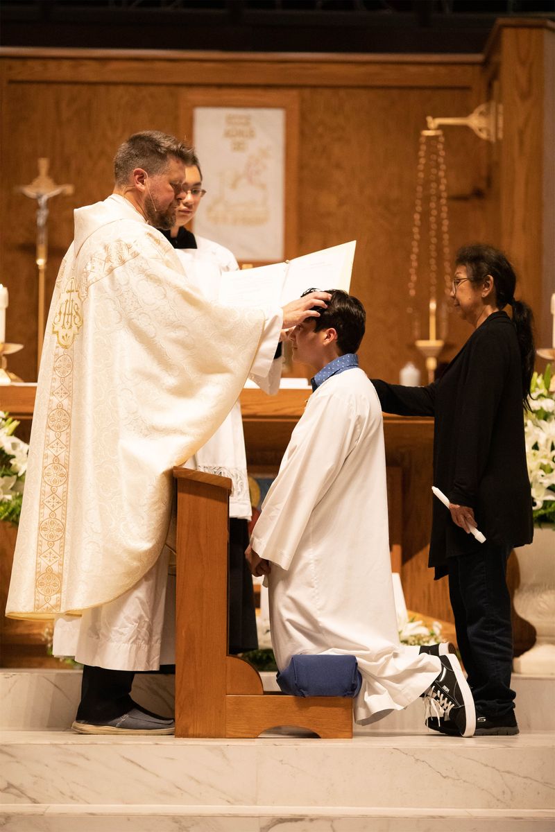 2023-04-08-easter-vigil-027.jpg