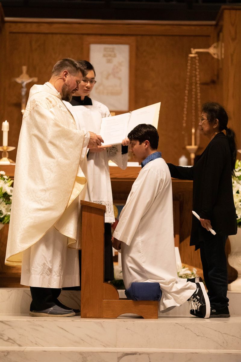 2023-04-08-easter-vigil-028.jpg