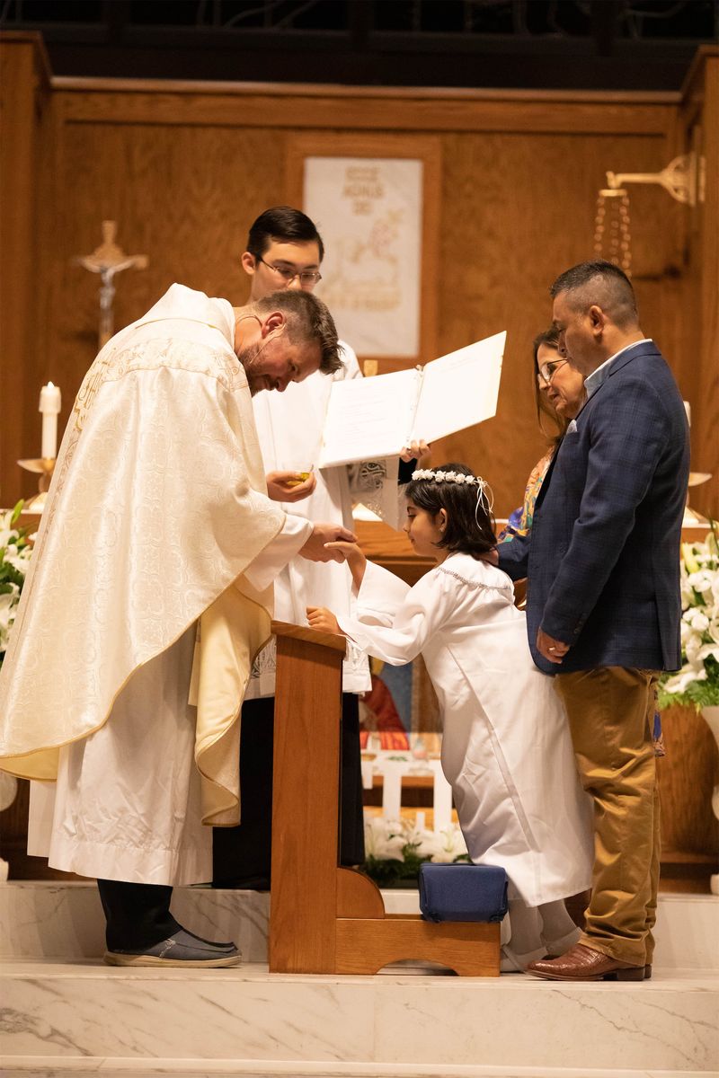 2023-04-08-easter-vigil-032.jpg