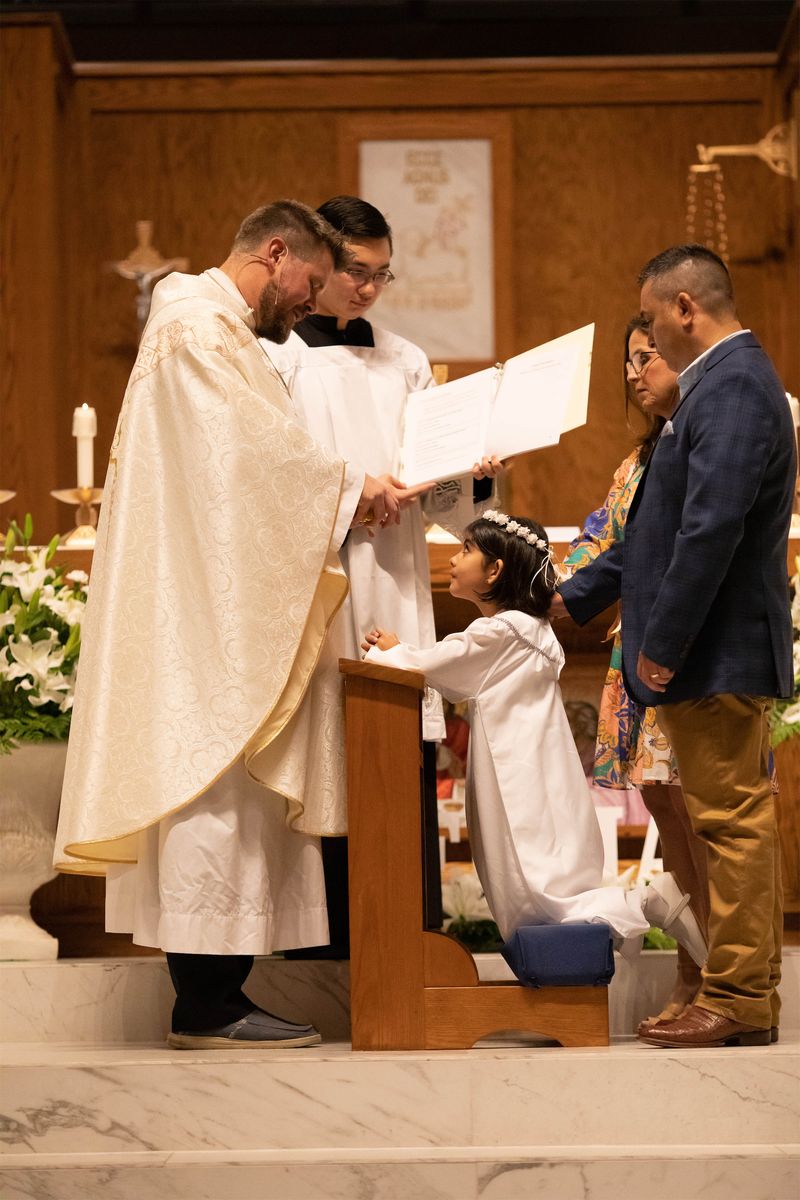 2023-04-08-easter-vigil-034.jpg