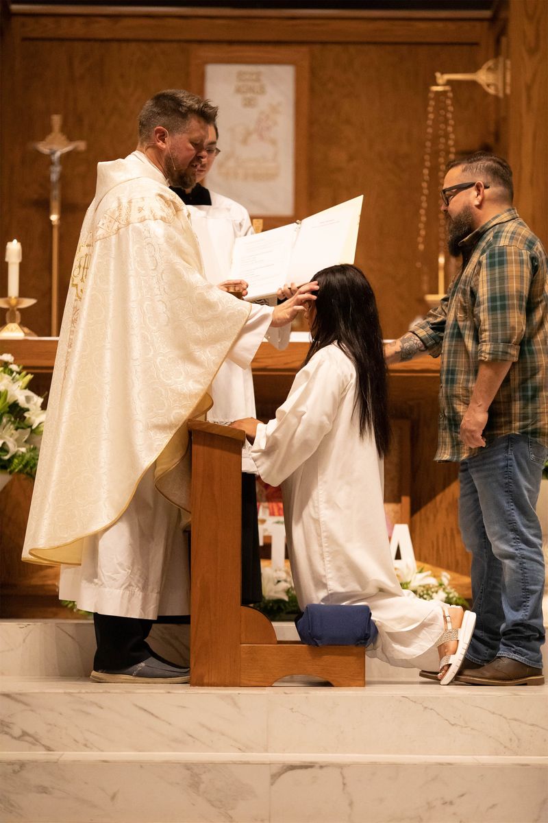 2023-04-08-easter-vigil-042.jpg
