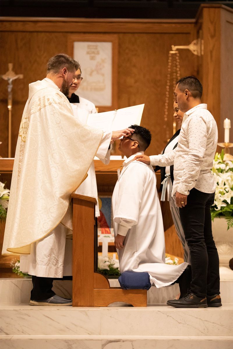 2023-04-08-easter-vigil-049.jpg