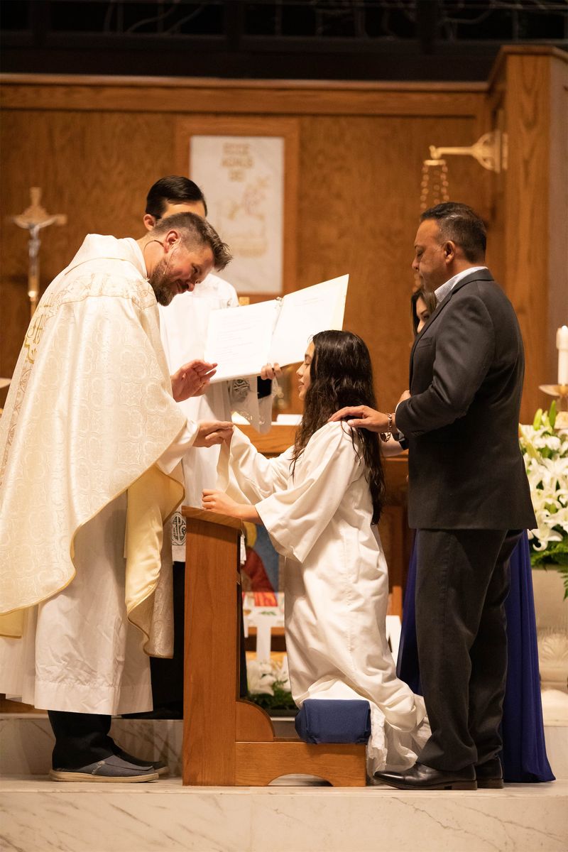 2023-04-08-easter-vigil-053.jpg