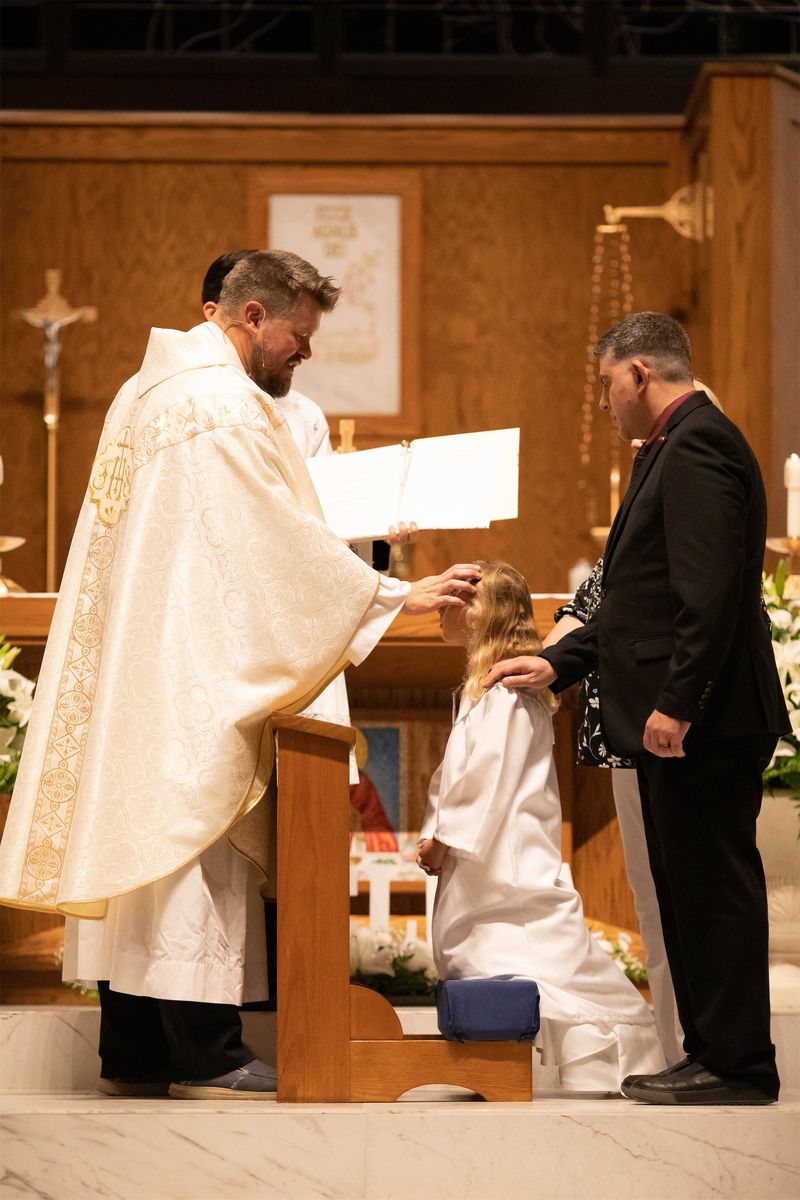 2023-04-08-easter-vigil-056.jpg