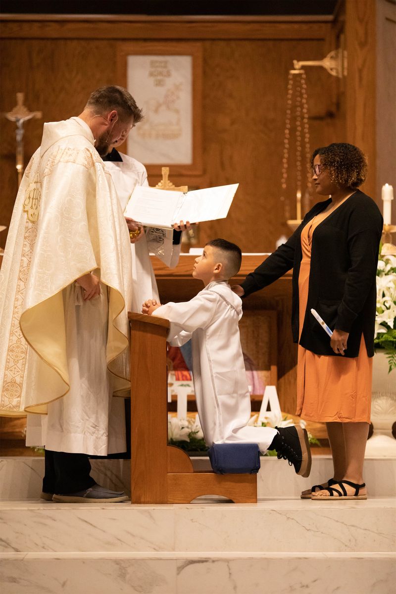 2023-04-08-easter-vigil-070.jpg