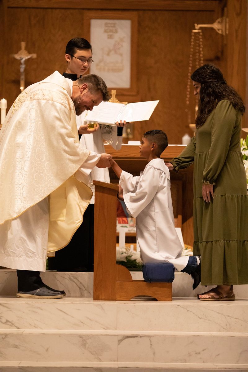 2023-04-08-easter-vigil-072.jpg