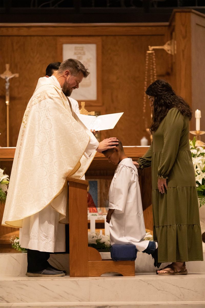2023-04-08-easter-vigil-074.jpg