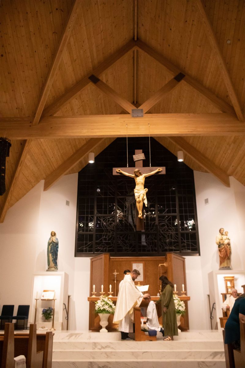 2023-04-08-easter-vigil-075.jpg