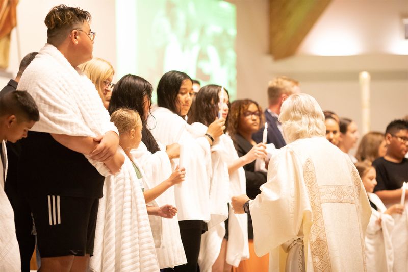 2023-04-08-easter-vigil-099.jpg