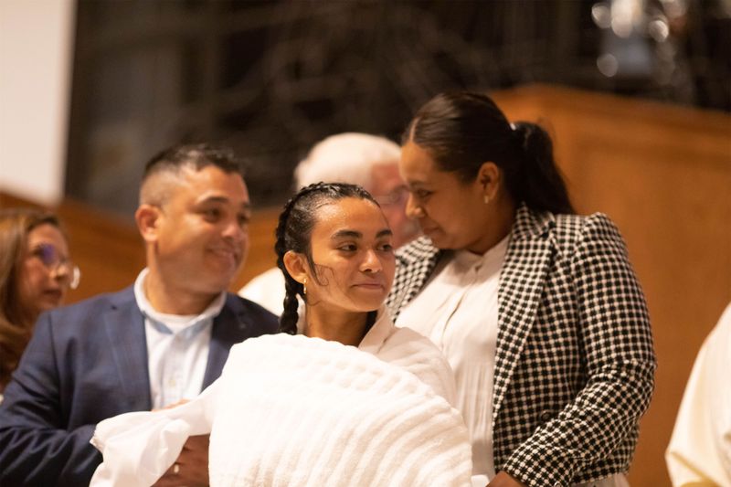 2023-04-08-easter-vigil-114.jpg