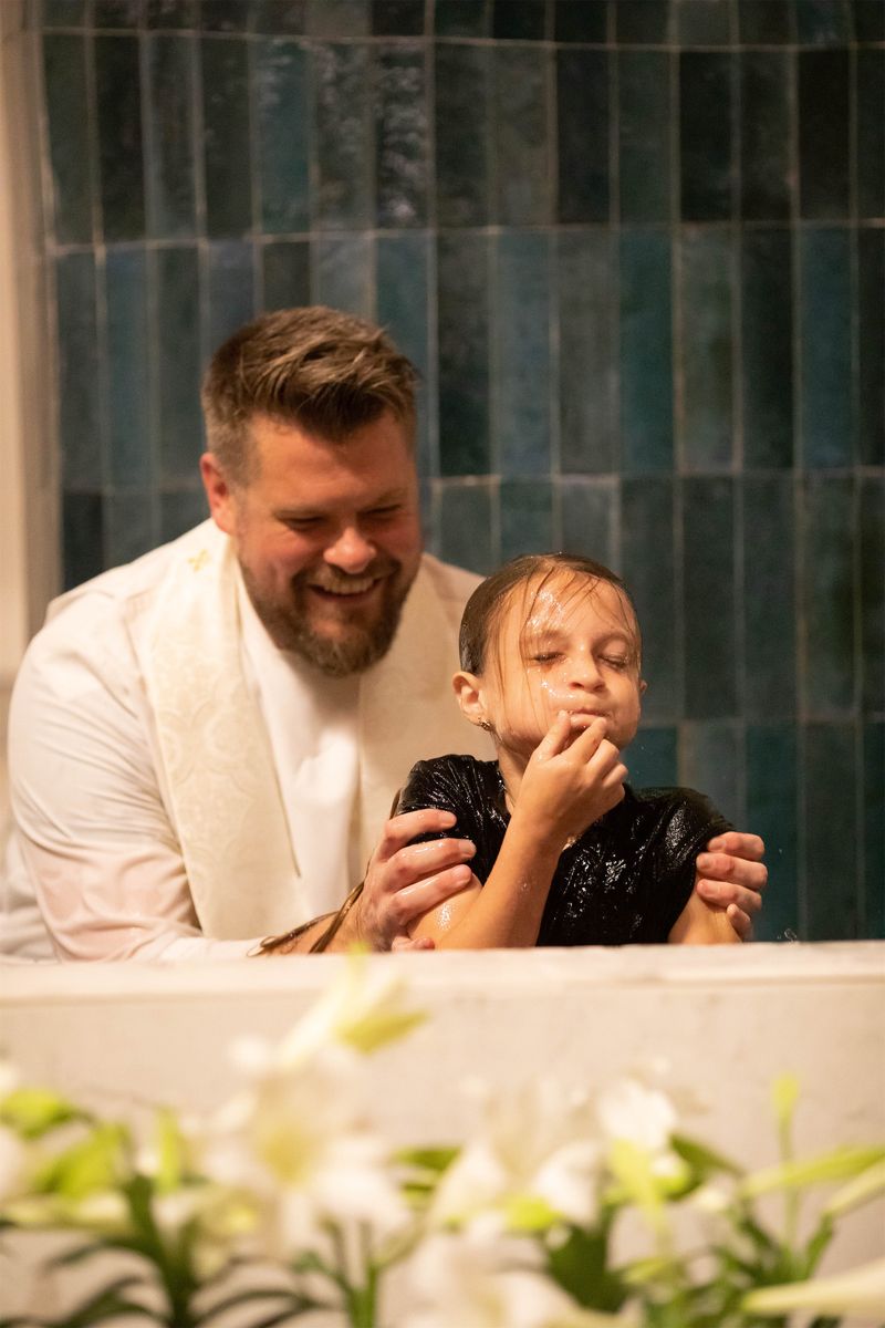 2023-04-08-easter-vigil-154.jpg