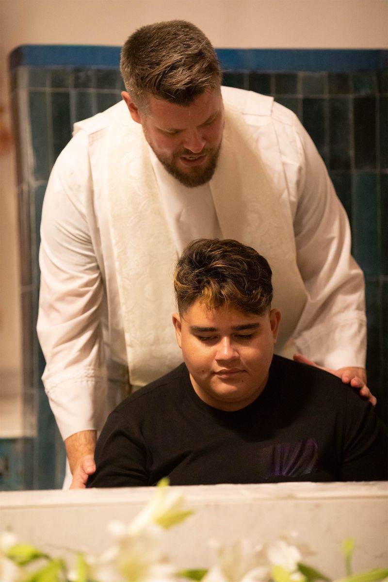 2023-04-08-easter-vigil-212.jpg