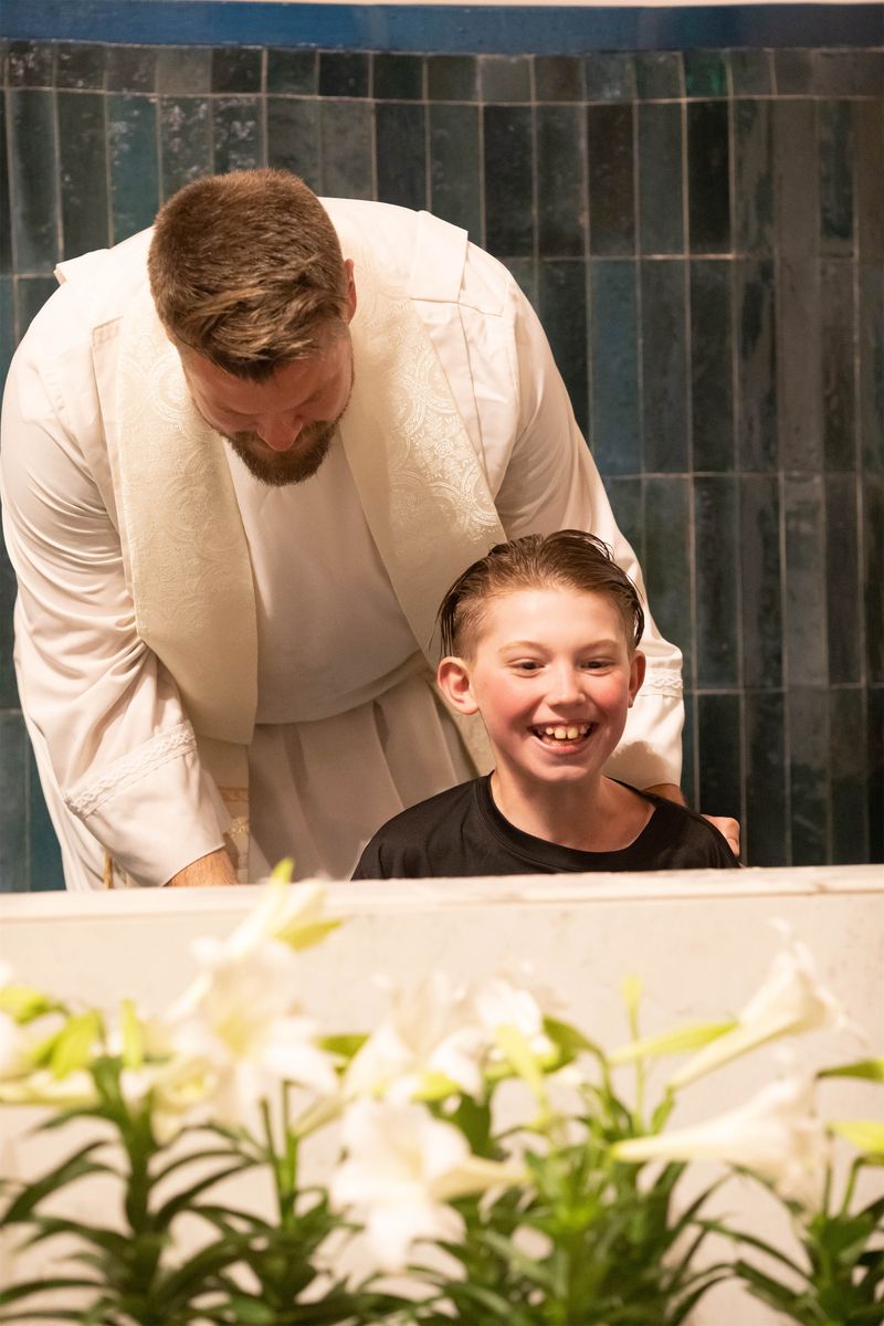 2023-04-08-easter-vigil-239.jpg