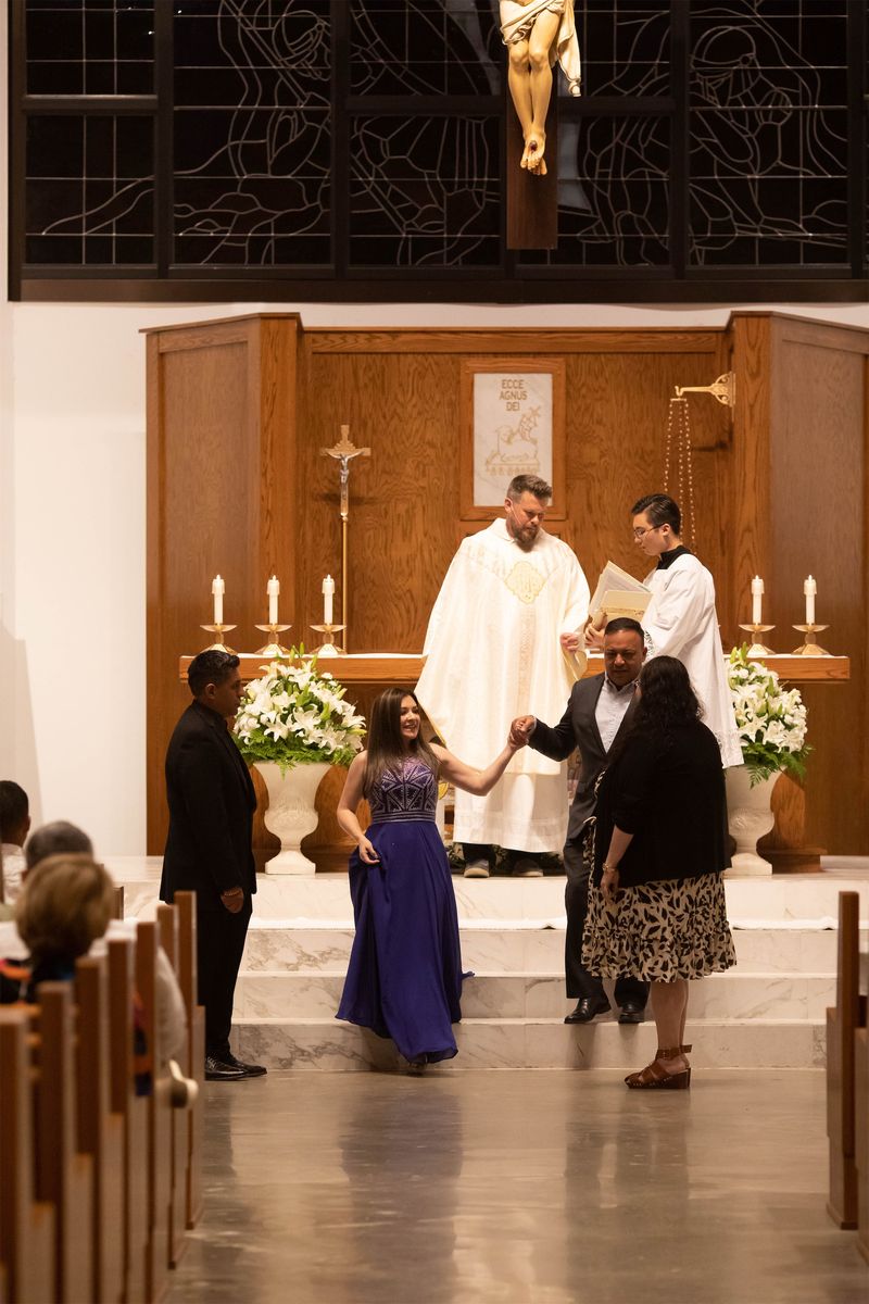 2023-04-08-easter-vigil-262.jpg